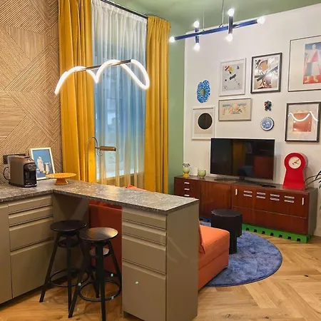 Apartment Unique In Center Riga